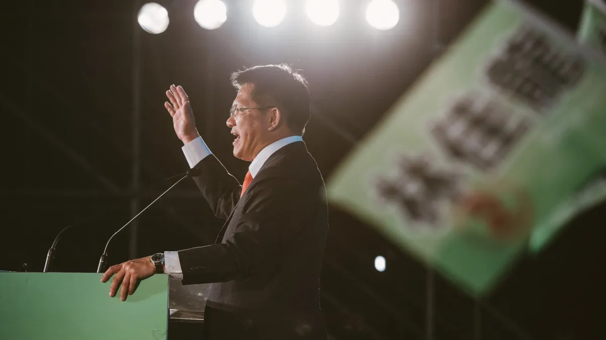 台中市長林佳龍的敗選,出乎綠營原本的預料,藍營主打空污議題,在這次選戰中發揮相當的效果。(資料照,取自林佳龍臉書)