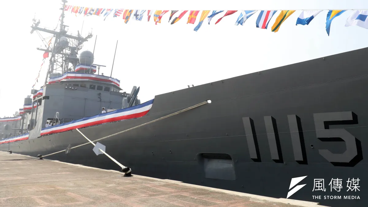 美國售台灣海軍兩艘派里級巡防艦「逢甲」(PFG-1115,見圖)和「銘傳」(PFG-1112)軍艦去年11月在高雄左營舉行成軍典禮。(資料照,蘇仲泓攝)