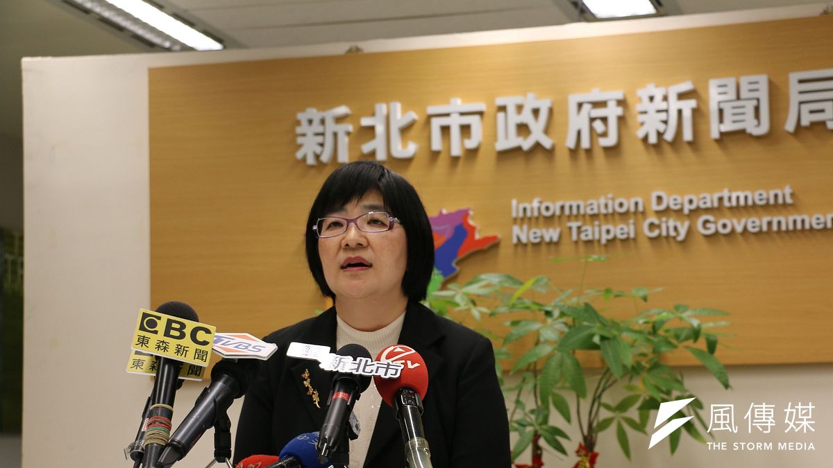 新北市社會局長張錦麗說明針對蘆洲林姓男子(肉圓爸)家暴案件,已要求他接受強制親職教育輔導,以及提供後續相關處遇輔導。(圖/李梅瑛攝) 新北市社會局長張錦麗說明針對蘆洲林姓男子(肉圓爸)家暴案件,已要求他接受強制親職教育輔導,以及提供後續相關處遇輔導。(圖/李梅瑛攝)