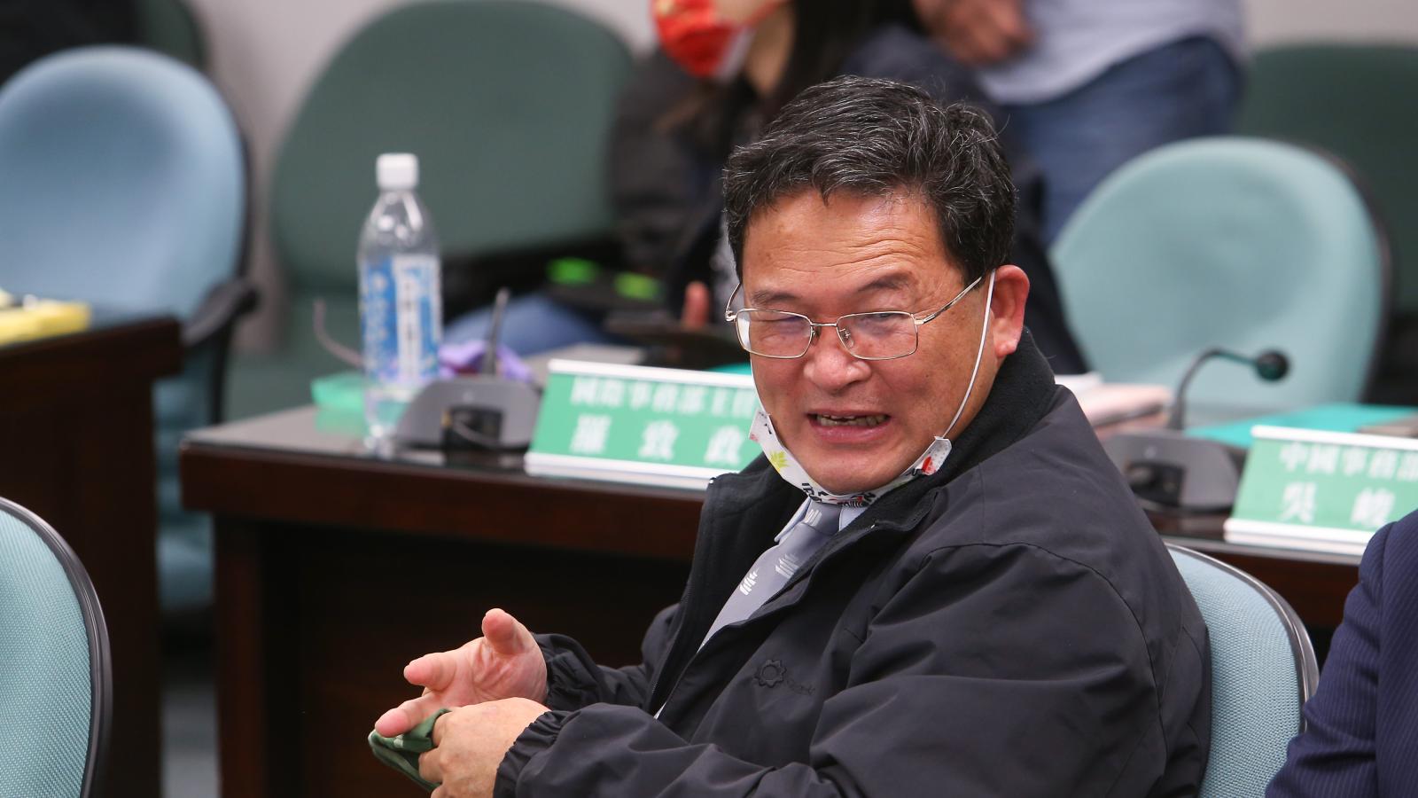 民進黨一口氣開除18人黨籍!中評會祭重懲 邱建富、黃淑美違紀參選被除名
