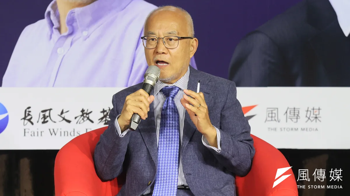 20260627-史丹佛大學中國經濟與制度研究中心高級研究員吳國光27日出席長風文教基金會「文革60週年專題講座:文革與中國當代政治領導人」。(柯承惠攝)