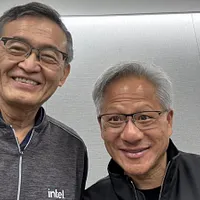 NVIDIAがIntelの普通株への投資を発表し、データセンターとPC製品の多世代にわたる共同開発を同時に開始すると発表した。(写真/X@LipBuTan提供) NVIDIAがIntelの普通株への投資を発表し、データセンターとPC製品の多世代にわたる共同開発を同時に開始すると発表した。(写真/X@LipBuTan提供)