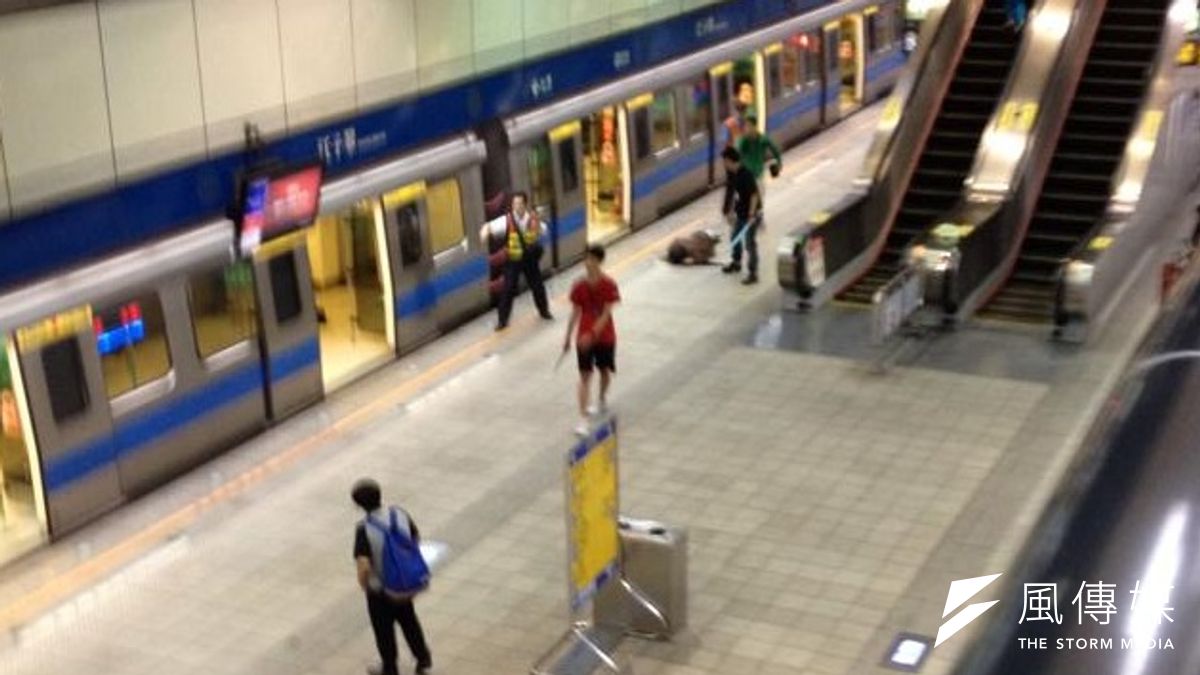 台北捷運21日發生隨機殺人事件,震驚社會。(取自Akai Huang臉書) 台北捷運21日發生隨機殺人事件,震驚社會。(取自Akai Huang臉書)