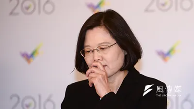 蔡英文於擔任民進黨總統候選人,面對競選對手追問是否接受「九二共識」時強調,「九二共識是選項,但不是唯一選項」。(林俊耀攝)