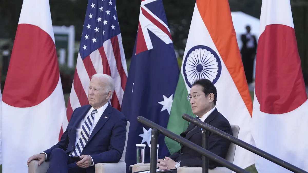 2024年9月21日,美國總統拜登、國務卿布林肯、印度總理莫迪、澳洲總理艾班尼斯、日本首相岸田文雄在德拉瓦州阿克米爾學院(Archmere Academy)舉行的四國領導人峰會上會面。(美聯社)