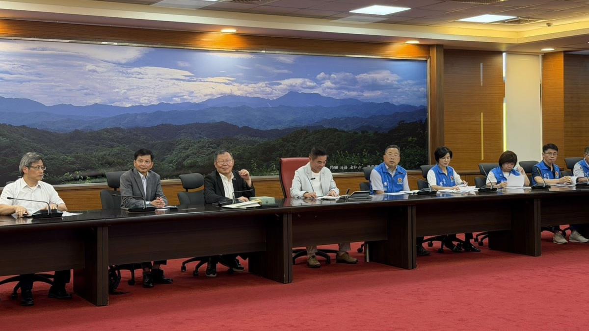 陽交大苗栗校區產學共創再升級 鍾東錦力挺加速器與放射醫療人才育成
