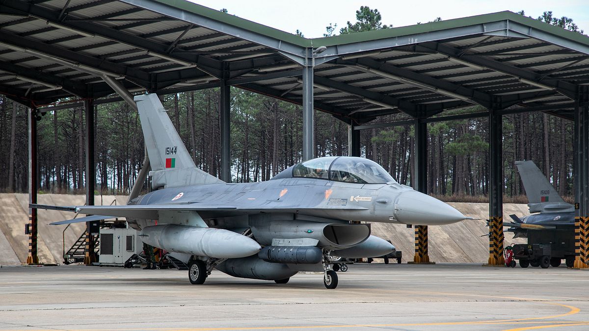 參與跨國聯合演習的葡萄牙F-16戰機。(翻攝自葡萄牙國防部) 參與跨國聯合演習的葡萄牙F-16戰機。(翻攝自葡萄牙國防部)