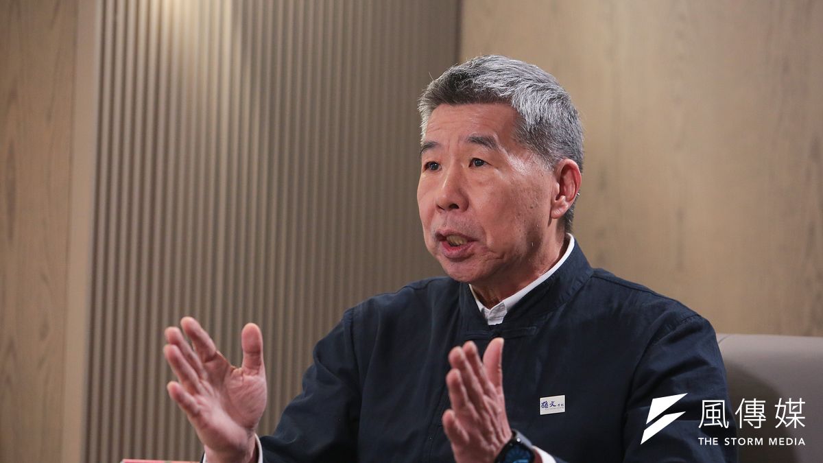 孫文學校總校長張亞中強調,國民黨要解決鴻海創辦人郭台銘、新北市長侯友宜由誰參選2024總統的提名問題,最關鍵的就是建立初選制度,並呼籲初選應包含黨員投票。(顏麟宇攝) 孫文學校總校長張亞中強調,國民黨要解決鴻海創辦人郭台銘、新北市長侯友宜由誰參選2024總統的提名問題,最關鍵的就是建立初選制度,並呼籲初選應包含黨員投票。(顏麟宇攝)