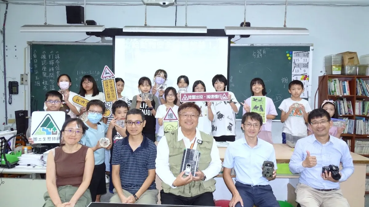 響應世界動物日,新北推動防路殺教育。(圖/新北市農業局提供)