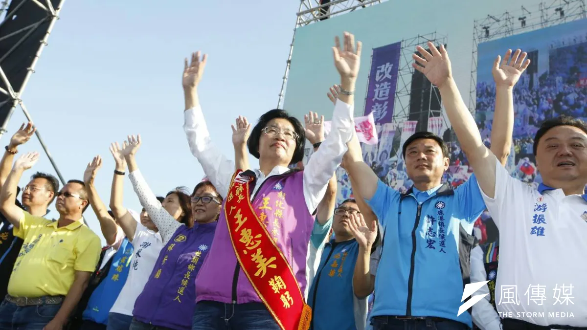 2016年大海嘯,國民黨在彰化戰況淒慘,王惠美是國民黨僅存的1席立委,勤跑基層、訴求「在地」的王惠美,靠著「地方媽媽」與「鄰家傻大姐」形象,深獲民眾支持。(資料照,新新聞郭晉瑋攝)