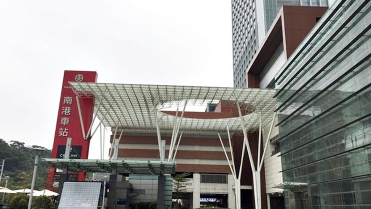 南港商圈5年來人潮飆9成。(圖/好房網提供) 南港商圈5年來人潮飆9成。(圖/好房網提供)