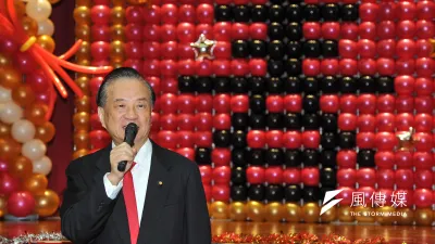 考試委員砲轟蔡政府的年金改革,讓綠委一怒主張廢考試院。(圖為考試院新春團拜,院長伍錦霖致詞。/甘岱民攝)