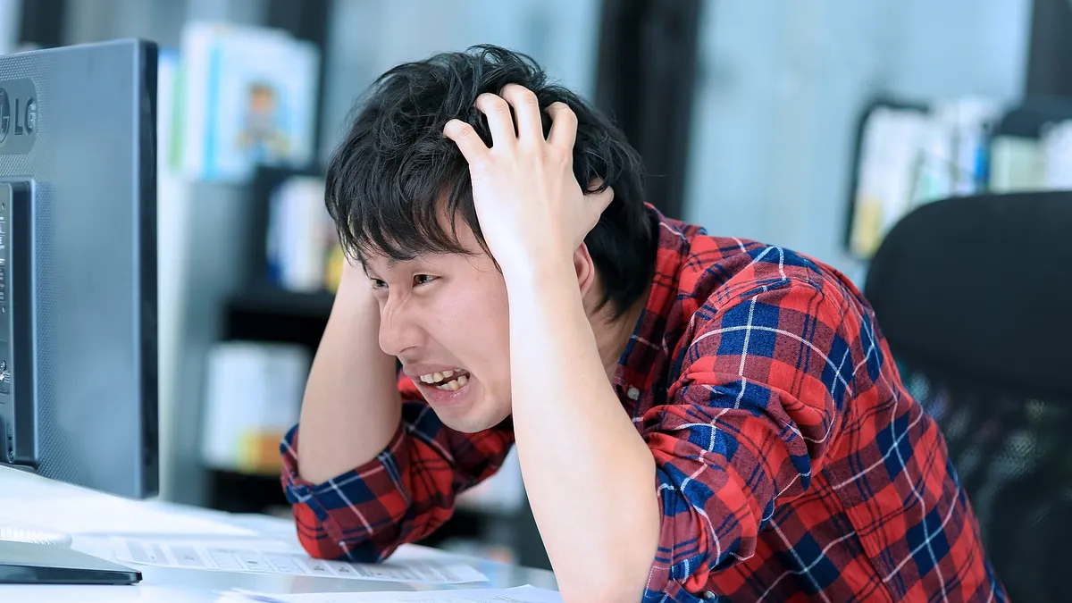 完美主義者通常會有個非常強烈的信念,那就是「覺得自己永遠不夠好」。(圖/取自pakutaso) 完美主義者通常會有個非常強烈的信念,那就是「覺得自己永遠不夠好」。(圖/取自pakutaso)