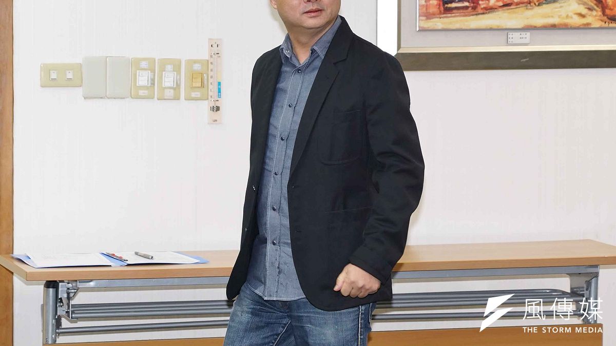 民進黨主席卓榮泰日前主持總統初選協調會時,遭到挺英派立委強烈質疑。對此,民進黨秘書長羅文嘉24日在臉書發文聲援。(資料照,盧逸峰攝) 民進黨主席卓榮泰日前主持總統初選協調會時,遭到挺英派立委強烈質疑。對此,民進黨秘書長羅文嘉24日在臉書發文聲援。(資料照,盧逸峰攝)