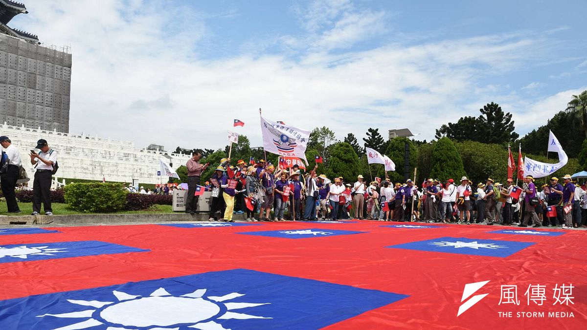 「反汙名、要尊嚴」九三大遊行,中正紀念堂(林惟崧攝) 「反汙名、要尊嚴」九三大遊行,中正紀念堂(林惟崧攝)