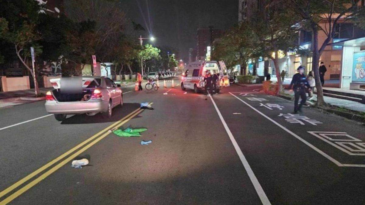 高雄鳳山區一名女子遭2車連續輾過身亡。(圖/翻攝畫面) 高雄鳳山區一名女子遭2車連續輾過身亡。(圖/翻攝畫面)