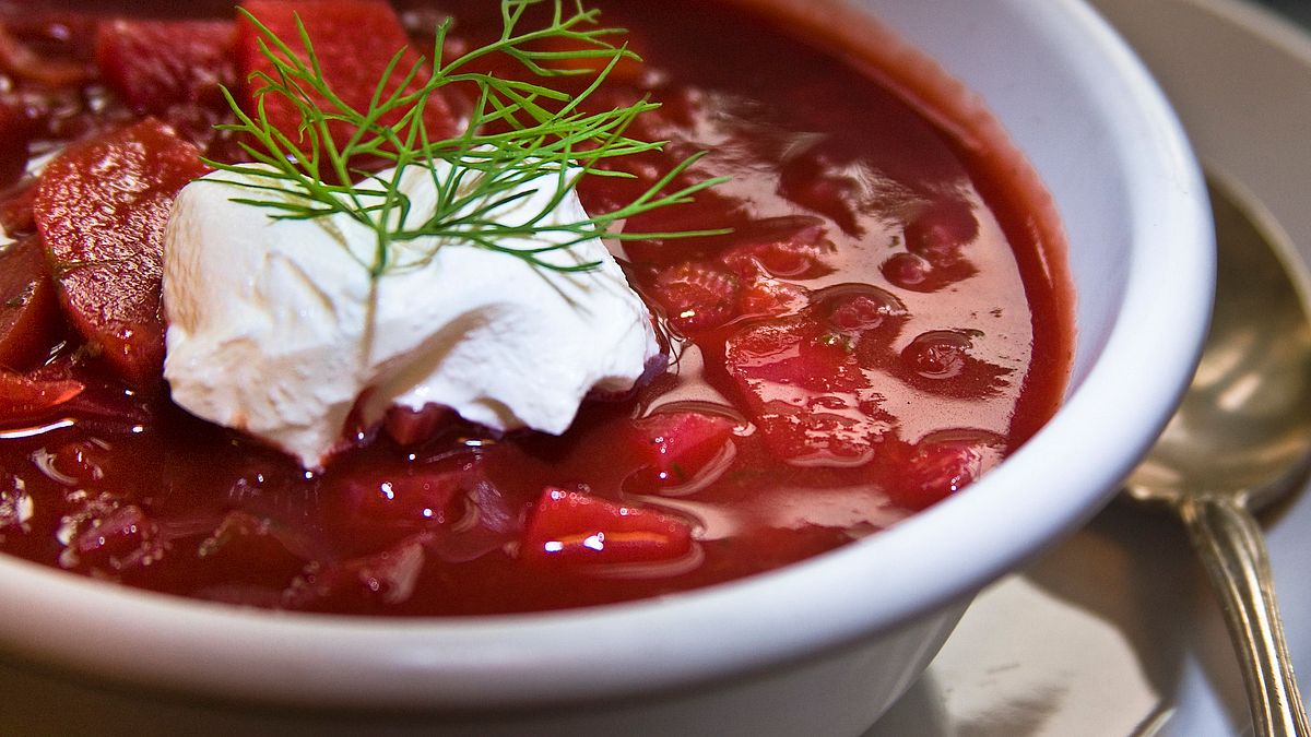 聯合國教科文組織將烏克蘭具有「國菜」地位的羅宋湯(borscht)烹調文化列入《需要緊急保護的非物質文化遺產名錄》。(liz west@Flickr/CC BY 2.0) 聯合國教科文組織將烏克蘭具有「國菜」地位的羅宋湯(borscht)烹調文化列入《需要緊急保護的非物質文化遺產名錄》。(liz west@Flickr/CC BY 2.0)