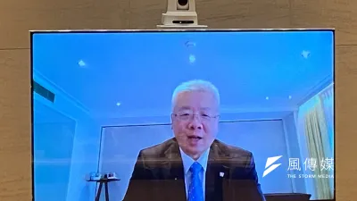 台新金控總經理林維俊26日晚間舉行越洋連線記者會,捎來外資支持合併案的佳音。(陳怡慈攝)