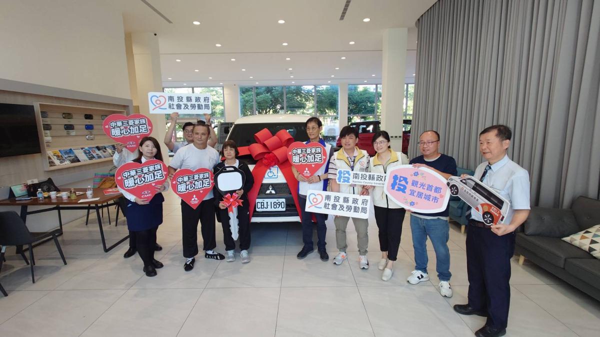 從就醫到上學都有靠 天母仁安堂天醫專車送暖偏鄉