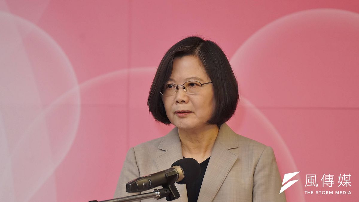 作者認為,蔡英文政府從「轉型正義」、軍公教年改到823南台水災,到最近一連串違憲亂政的脫序事件,施政皆已悖離民心,民調也低空迴盪,信譽已然破產。(資料照,盧逸峰攝) 作者認為,蔡英文政府從「轉型正義」、軍公教年改到823南台水災,到最近一連串違憲亂政的脫序事件,施政皆已悖離民心,民調也低空迴盪,信譽已然破產。(資料照,盧逸峰攝)