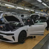 現代化汽車組裝生產線。(美聯社) 現代化汽車組裝生產線。(美聯社)