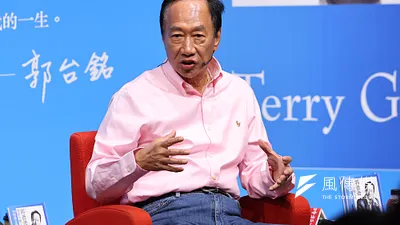 郭董如果想當一個總統候選人,早早就應該從如何洗刷人們對他首富的印象,成為蔣經國一般平易近人的領袖。(資料照,顏麟宇攝)