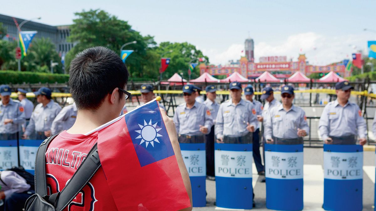 「這世界沒有完美的制度,任何制度都需要在反思中不斷改善、進步。」(多維觀點提供) 「這世界沒有完美的制度,任何制度都需要在反思中不斷改善、進步。」(多維觀點提供)