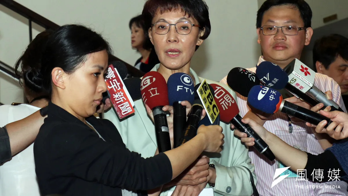 國民黨立委黃昭順提議,要求年改內容僅適用條例草案所訂施行日期後的新進人員,引起爭論,最後該提議遭到保留。(蘇仲泓攝)