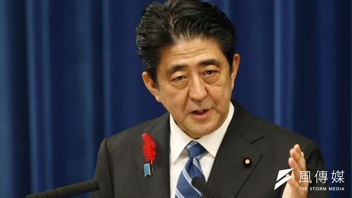 日本首相安倍晉三很可能會在12月26日上任滿一年之前,前往靖國神社參拜。圖片來源:美聯社 日本首相安倍晉三很可能會在12月26日上任滿一年之前,前往靖國神社參拜。圖片來源:美聯社