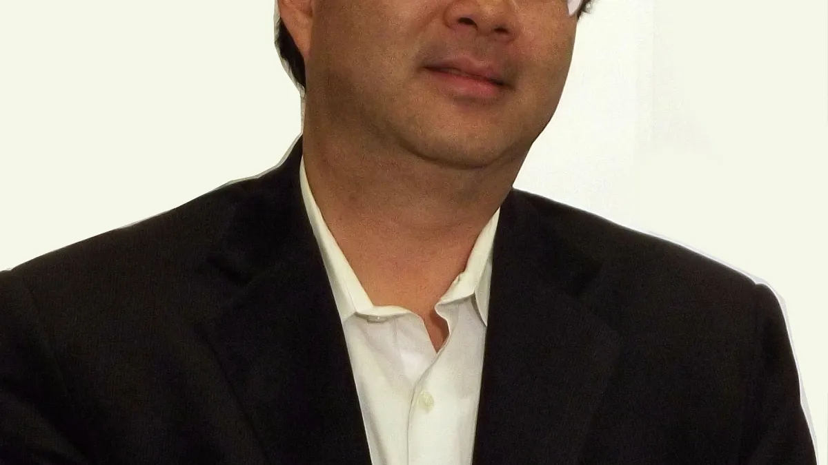 曾任職於國工局的齊柏林因熱愛攝影,而受到局長歐晉德鼓勵,擔任工程攝影及文宣編輯等工作。(Rico Shen@Wikipedia / CC BY-SA 3.0)