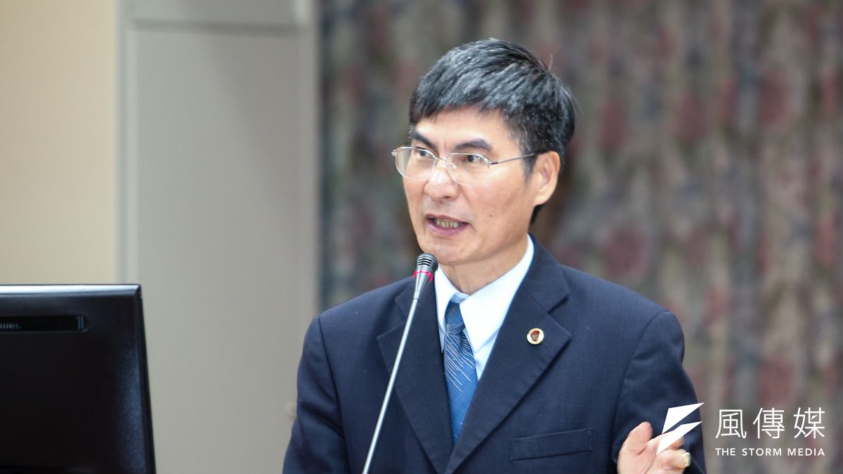 針對鴻海集團董事長郭台銘赴美投資設廠是否將衝擊台灣科技業,科技部長陳良基正面看待。(資料照,陳明仁攝) 針對鴻海集團董事長郭台銘赴美投資設廠是否將衝擊台灣科技業,科技部長陳良基正面看待。(資料照,陳明仁攝)