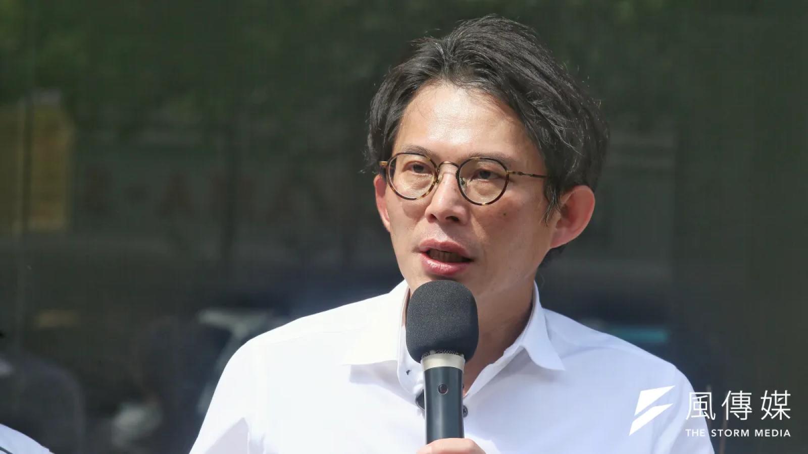 黃國昌爆鄭朝方家族曾求白營支持 嗆:光電賺得飽飽 我如何支持