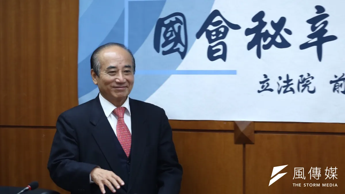 前立法院長王金平今天下午應邀前往銘傳大學演講時指出,身為國家領導人一定要想辦法讓朝野對立消減,化解藍綠對立,跨越藍綠共謀國事,好好就國家重大問題提出見解。(陳品佑攝)