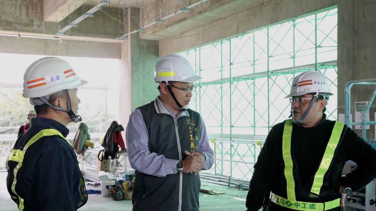 中捷綠線工程進度62.4% 預定107年底試營運 中捷綠線工程進度62.4% 預定107年底試營運