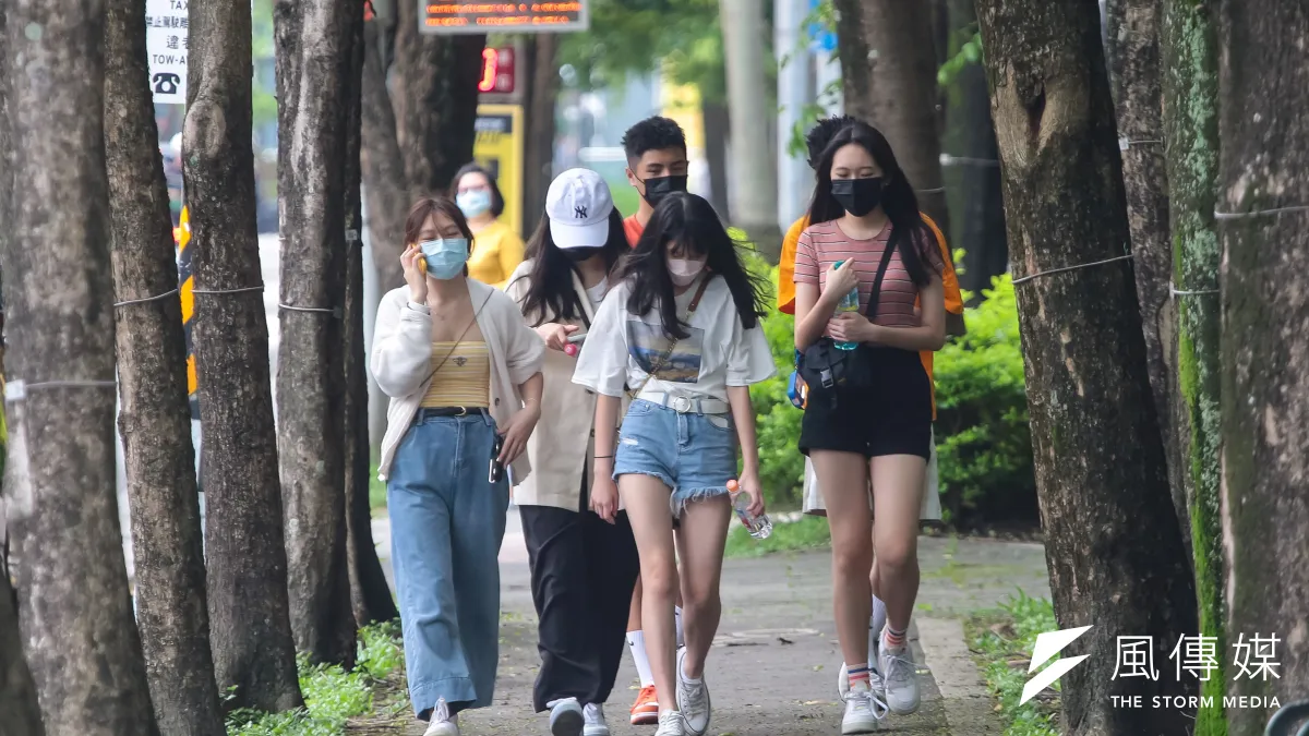 學生使用手機該如何管理,教育部與學校、家長都有各自的看法。(資料照,顏麟宇攝)