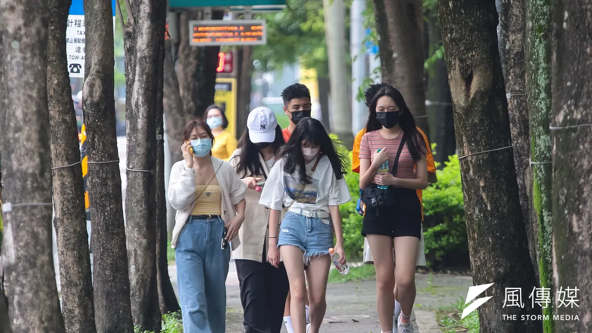 學生使用手機該如何管理,教育部與學校、家長都有各自的看法。(資料照,顏麟宇攝) 學生使用手機該如何管理,教育部與學校、家長都有各自的看法。(資料照,顏麟宇攝)