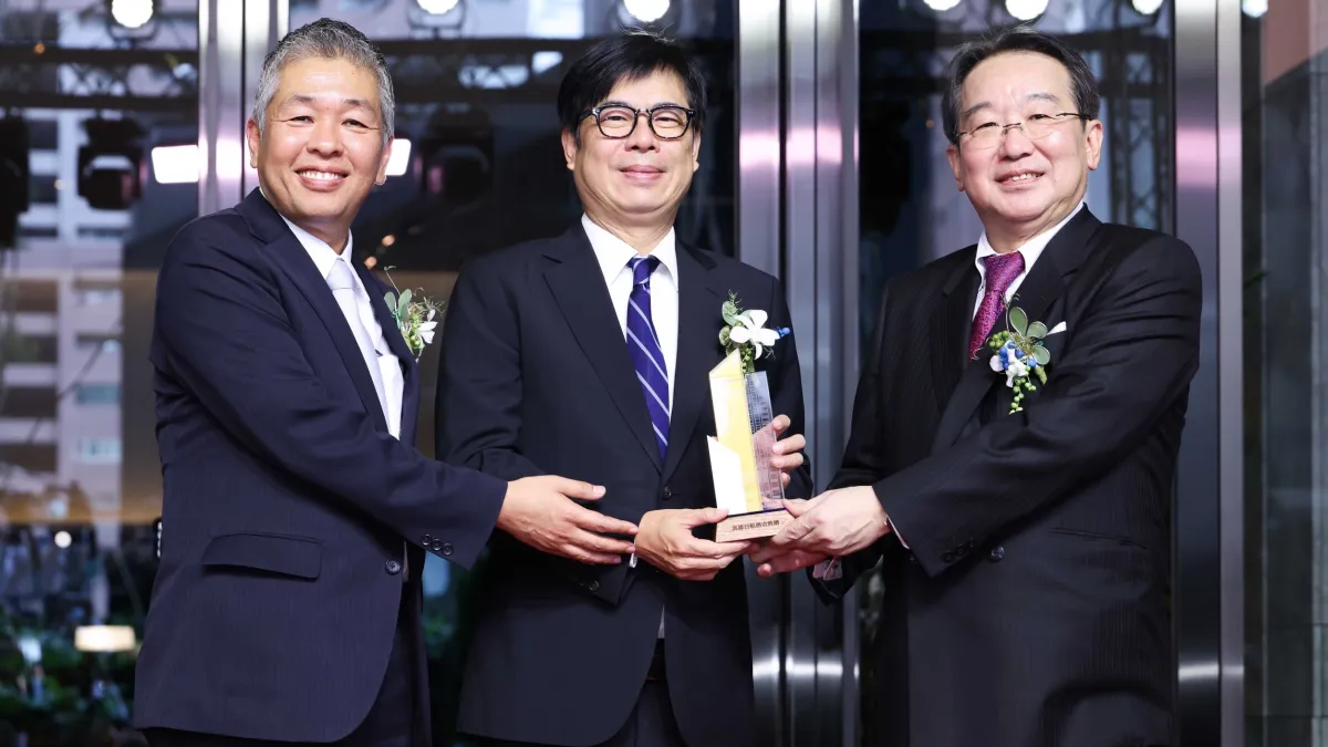 亞洲新灣區國際級璀璨地標!「高雄日航酒店」盛大開幕。(圖/高雄日航酒店提供)