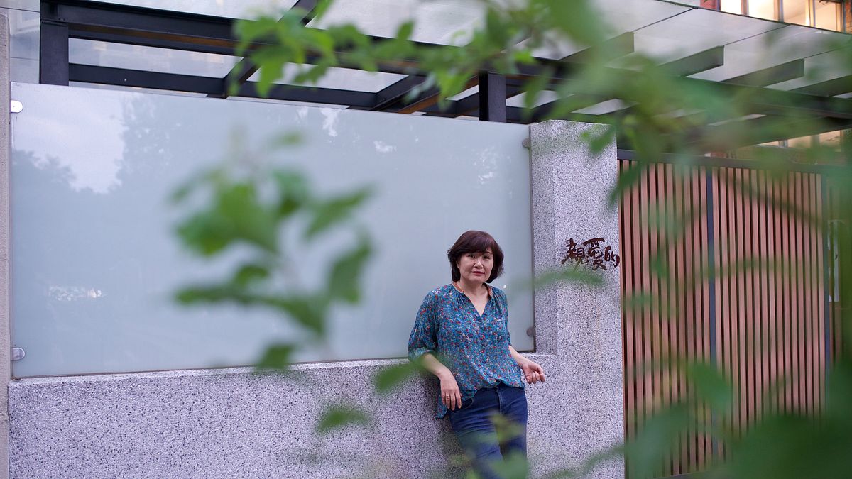 「我真的不知道拍電影這麼難!因為採訪,又回憶了一次整部片從籌備到完成的那段時日,徐譽庭不住驚呼。(圖/鄭采綸攝影) 「我真的不知道拍電影這麼難!因為採訪,又回憶了一次整部片從籌備到完成的那段時日,徐譽庭不住驚呼。(圖/鄭采綸攝影)