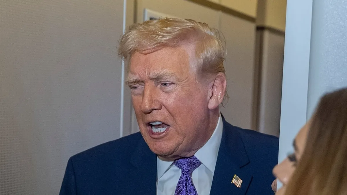 美國總統川普正式宣布推出總額120億美元的農業援助方案,資金來源為對中國等國徵收的關稅收入。(資料照,美聯社) 美國總統川普正式宣布推出總額120億美元的農業援助方案,資金來源為對中國等國徵收的關稅收入。(資料照,美聯社)