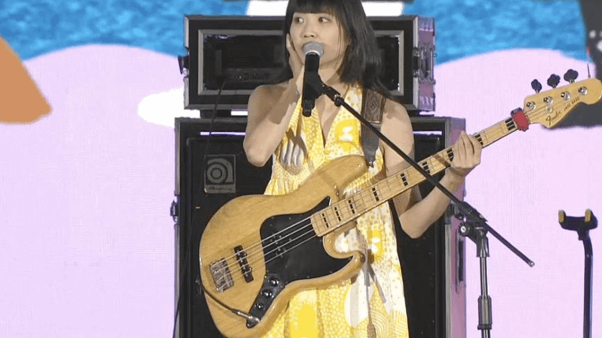 樂團「大象體操」主唱接獲消息時還脫口「fxck」。(圖/翻攝自YouTube/民視綜藝娛樂) 樂團「大象體操」主唱接獲消息時還脫口「fxck」。(圖/翻攝自YouTube/民視綜藝娛樂)