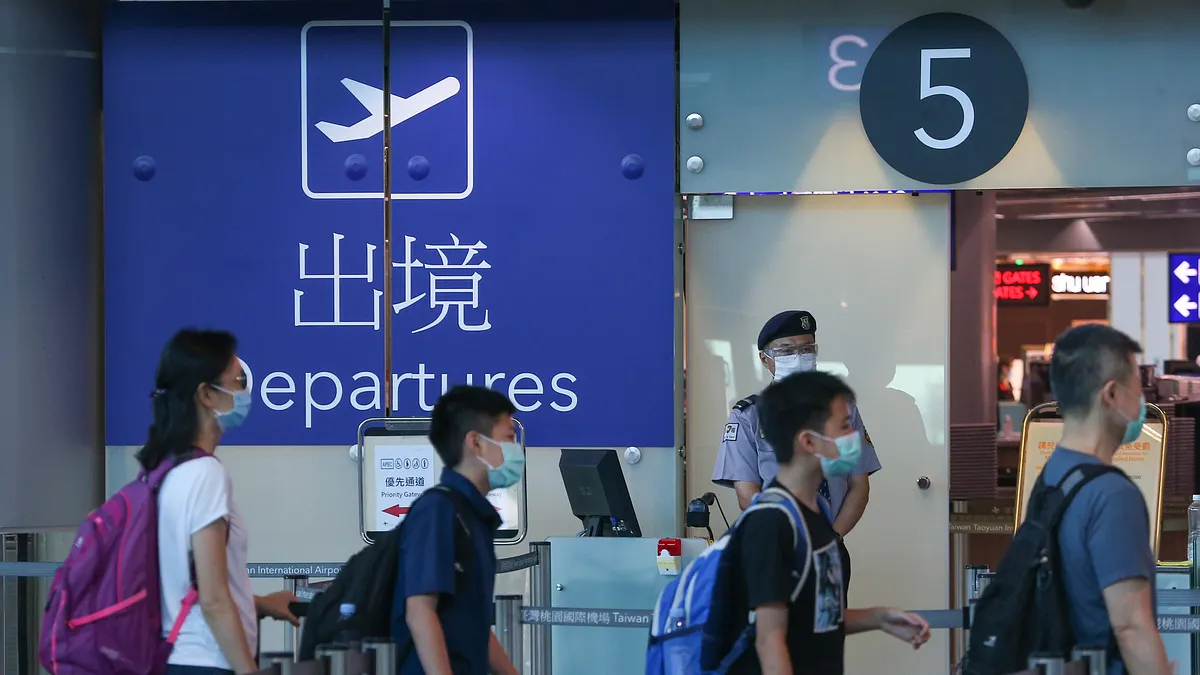 網友連假安排去長灘島玩,到機場才發現機票被取消。(示意圖,非當事者/顏麟宇攝) 網友連假安排去長灘島玩,到機場才發現機票被取消。(示意圖,非當事者/顏麟宇攝)