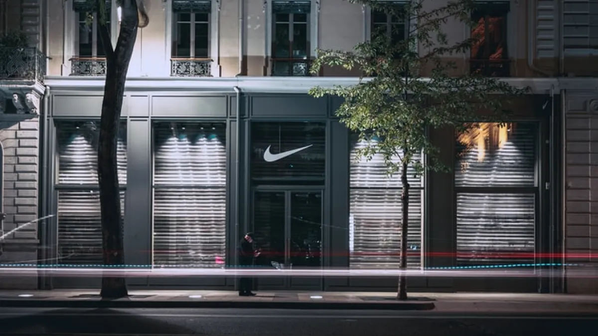 Nike商店(圖片來源:unsplash@jesusance)