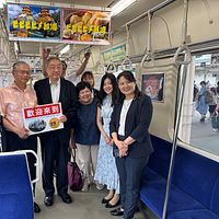 2025年8月5日、台北駐日経済文化代表処の蔡明耀副代表らが「青森ねぶた祭」にあわせて青い森鉄道を表敬訪問し、観光や鉄道分野での連携強化を目指した。(写真/黃信維撮影) 2025年8月5日、台北駐日経済文化代表処の蔡明耀副代表らが「青森ねぶた祭」にあわせて青い森鉄道を表敬訪問し、観光や鉄道分野での連携強化を目指した。(写真/黃信維撮影)