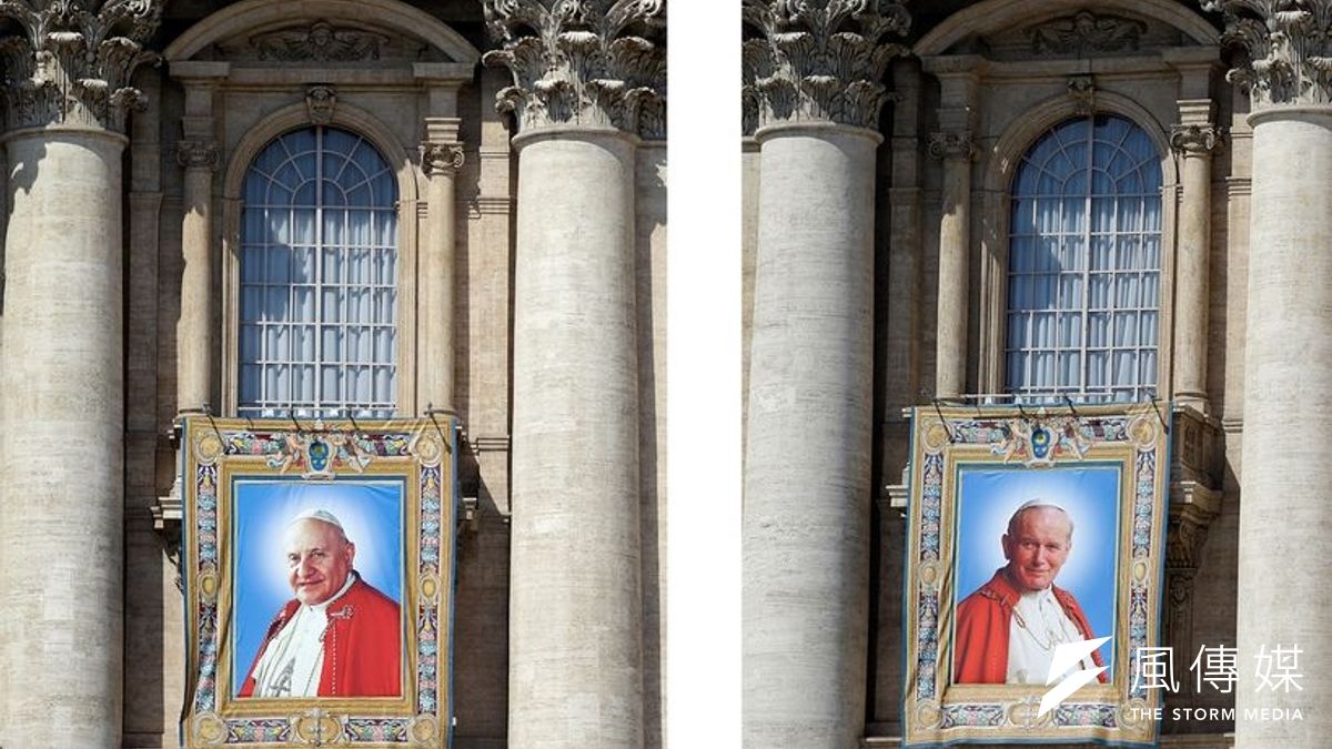 梵蒂岡27日將為兩位已故前任教宗若望二十三世(左)與若望保祿二世(右)舉行封聖典禮。(美聯社) 梵蒂岡27日將為兩位已故前任教宗若望二十三世(左)與若望保祿二世(右)舉行封聖典禮。(美聯社)