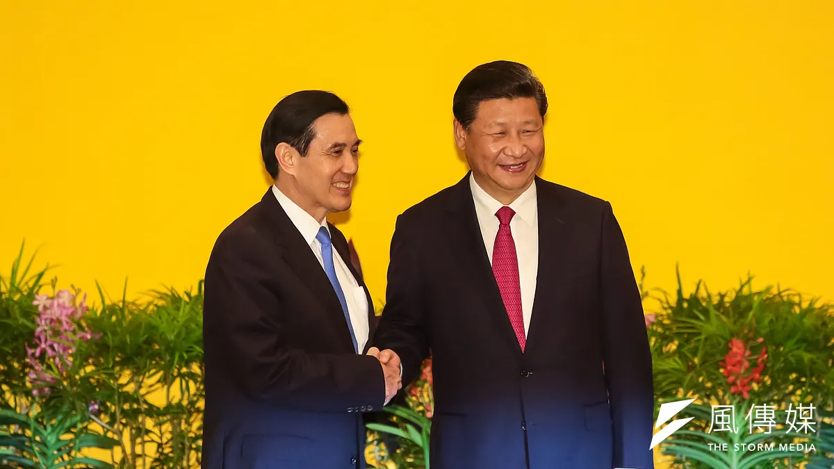 馬習會登場,兩岸領導人馬英九、習近平歷史性的握手。(顏麟宇攝)