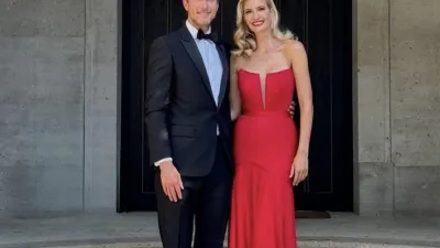 川普大女兒伊凡卡(右)與丈夫庫許納常一起出席各大盛宴。(取自ivankatrump IG)