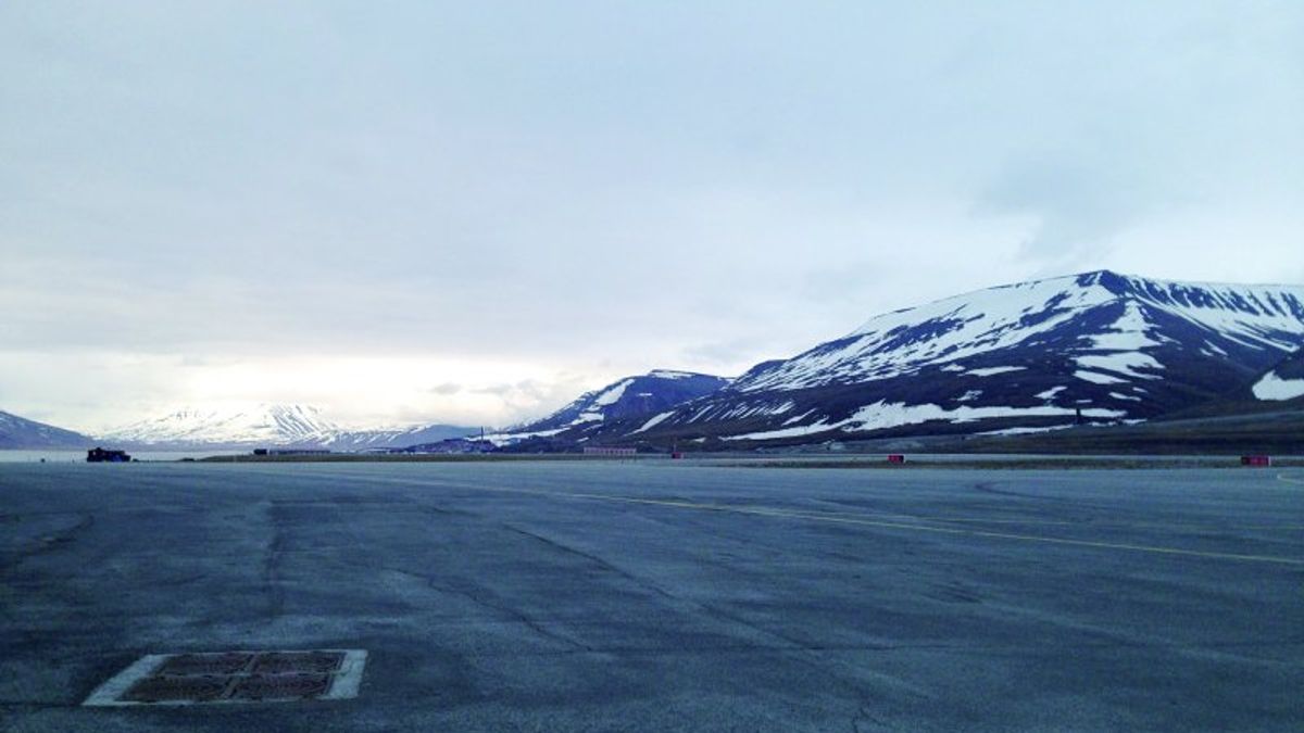 世界最北的島上,究竟是什麼樣子?(圖/時報出版提供) 世界最北的島上,究竟是什麼樣子?(圖/時報出版提供)