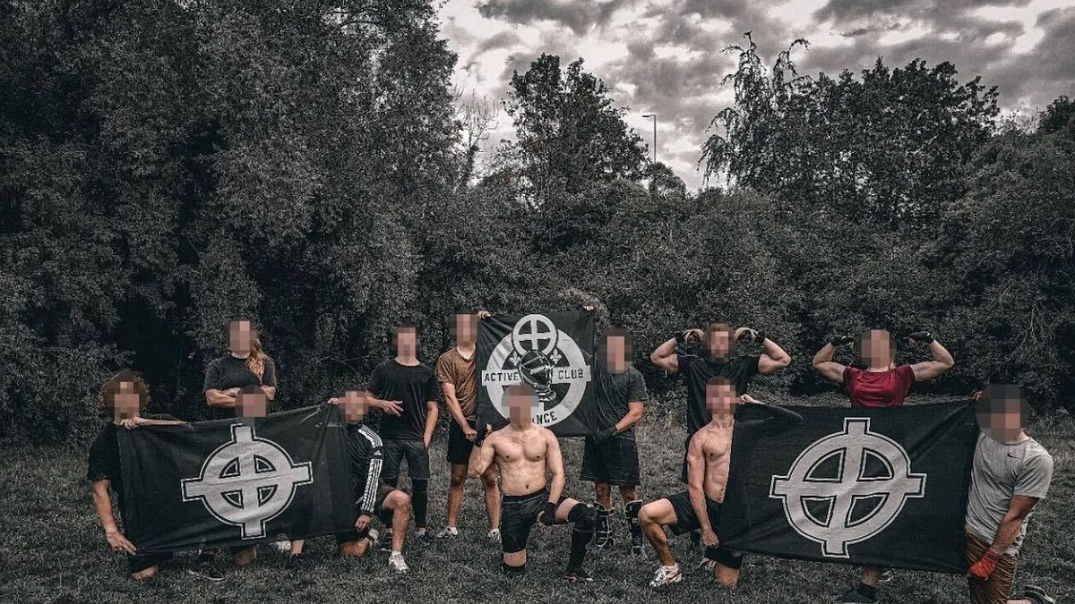 Active Clubs在網路上的宣傳照。(翻攝推特) Active Clubs在網路上的宣傳照。(翻攝推特)