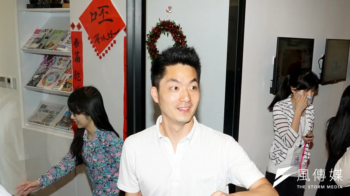 上午「蔻蔻早餐」周玉蔻v.s.蔣萬安。(蘇仲泓攝)