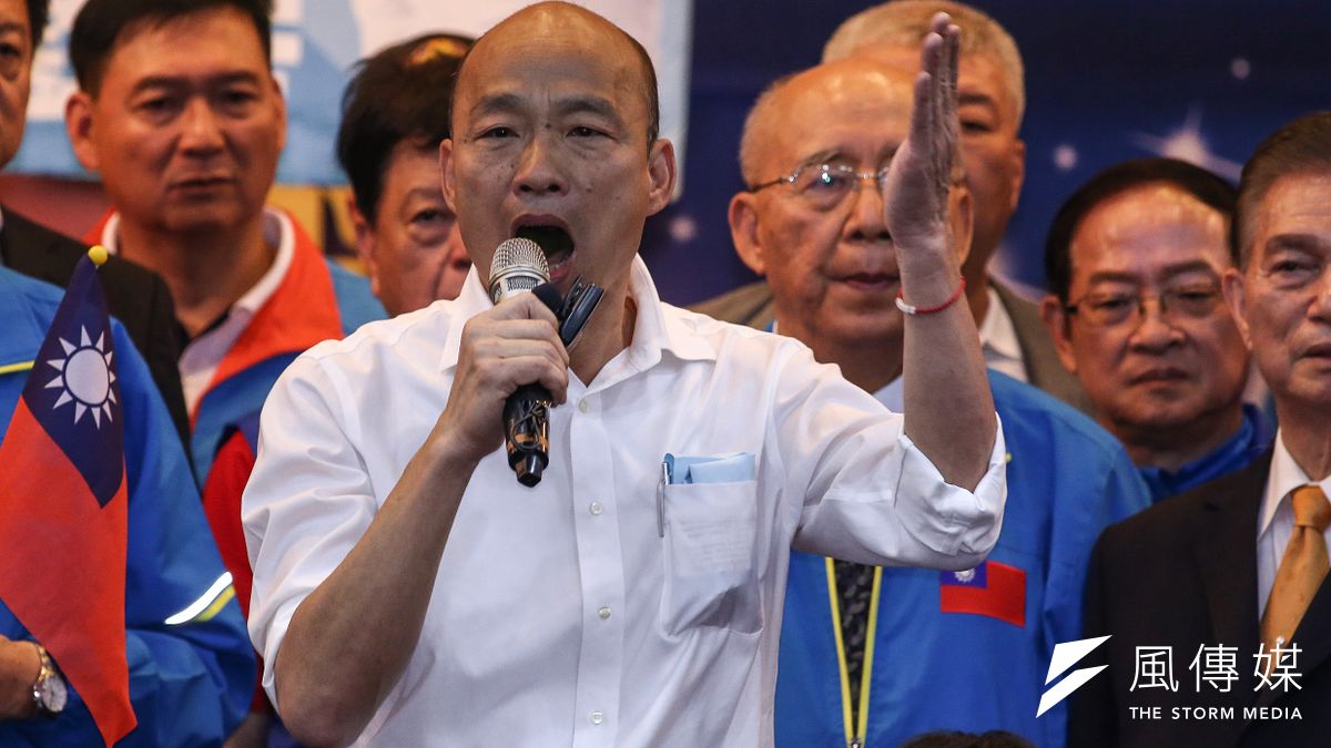 國民黨總統參選人韓國瑜參加「全國公教軍警消力挺韓國瑜暨黨籍立委」團結大會。(陳品佑攝) 國民黨總統參選人韓國瑜參加「全國公教軍警消力挺韓國瑜暨黨籍立委」團結大會。(陳品佑攝)